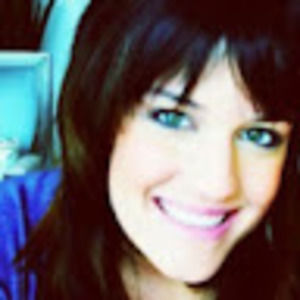 Meet your Posher, Luiza